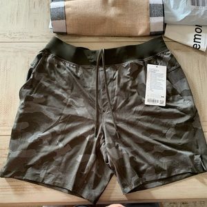 Lulu Lemon T.H.E. Short 7” inseam linerless shorts